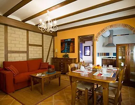 Apartmán Rurales Cumbres De Gredos *