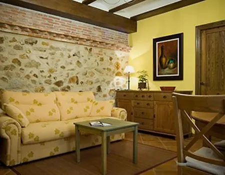 Apartamento Rurales Cumbres De Gredos